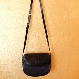 GUCCI MONOGRAM BLACK SHOULDER BAG!